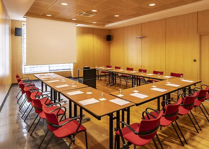 Otel Western Centre Le Grand 4*