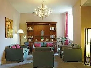 Western Centre Le Grand Otel Puvatya